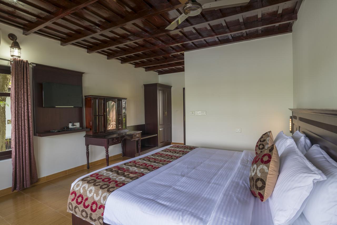 Warmth Lake Haven Alappuzha Екстериор снимка