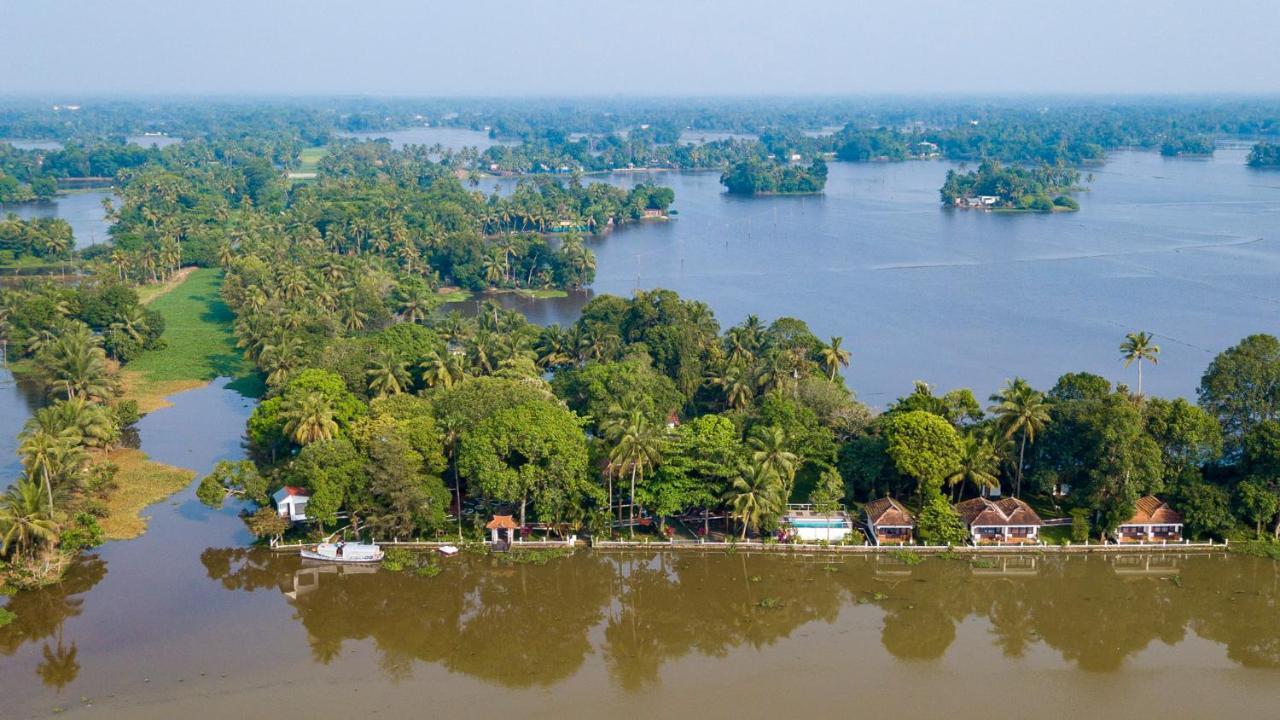 Warmth Lake Haven Alappuzha Екстериор снимка